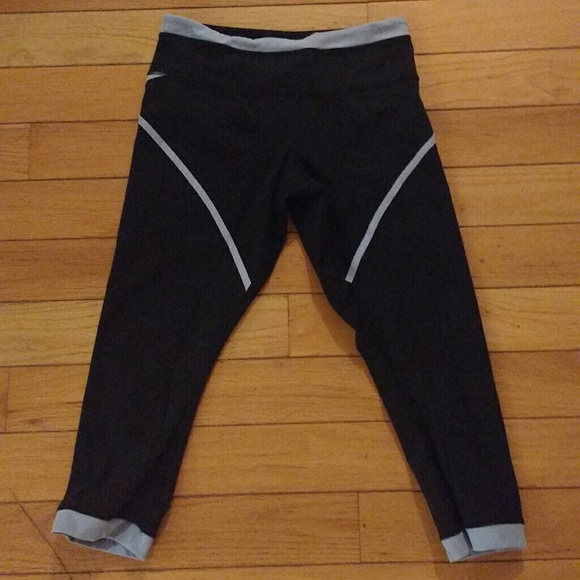 Lululemon leggings - Picture 2 of 4